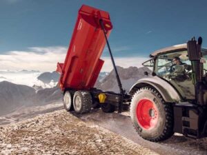 nokian-heavy-tyres-finland-tractor