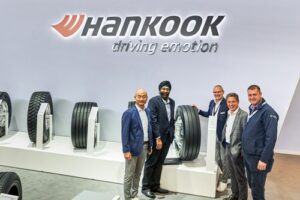 hankook_and_vaculug_partner_up_for_hankook_s_retreading_business_in_uk_and_ireland_01
