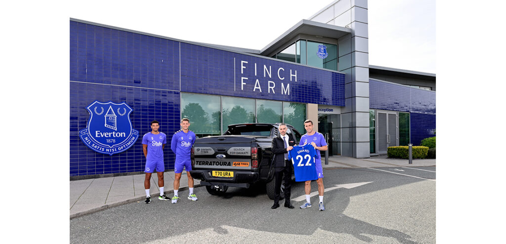 Everton Davanti Global Partnership