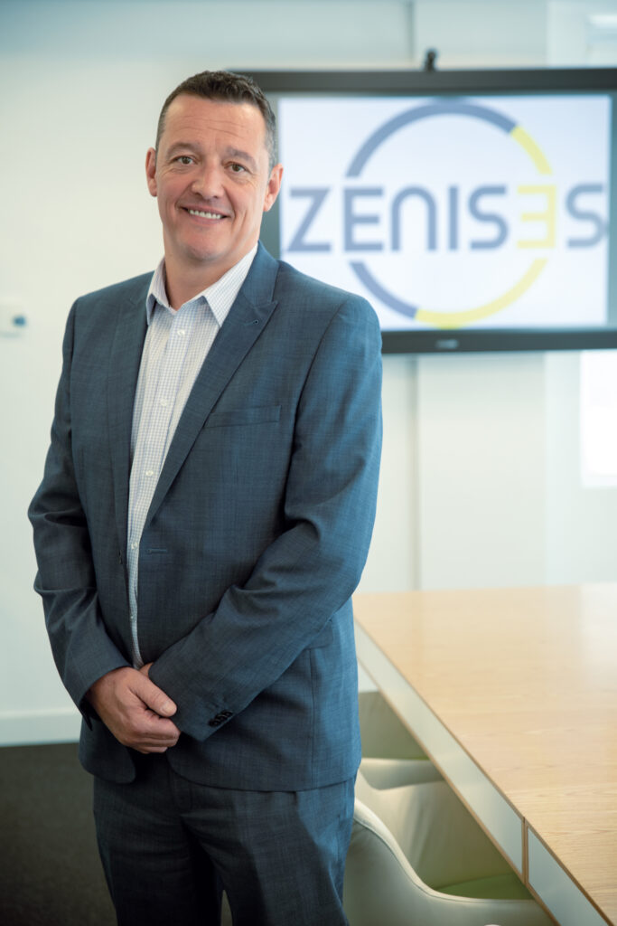 Jason Clarke British Market Zenises