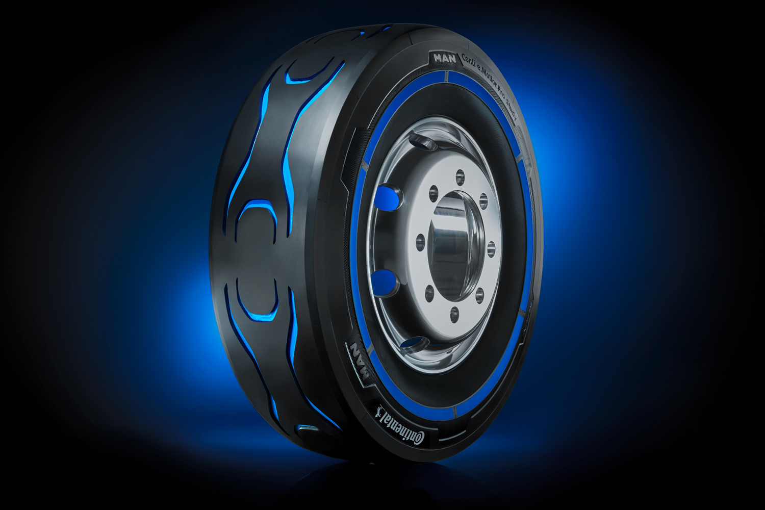 Continental MAN Design Tyre Electric Trucks IAA